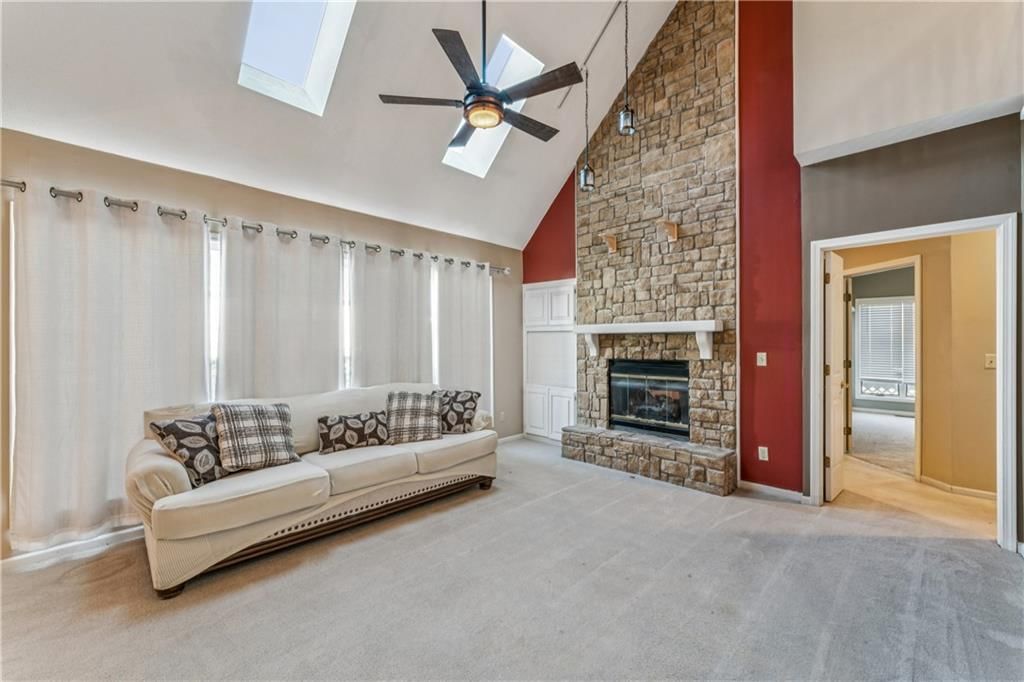 336 SW Raintree Drive — photo 7