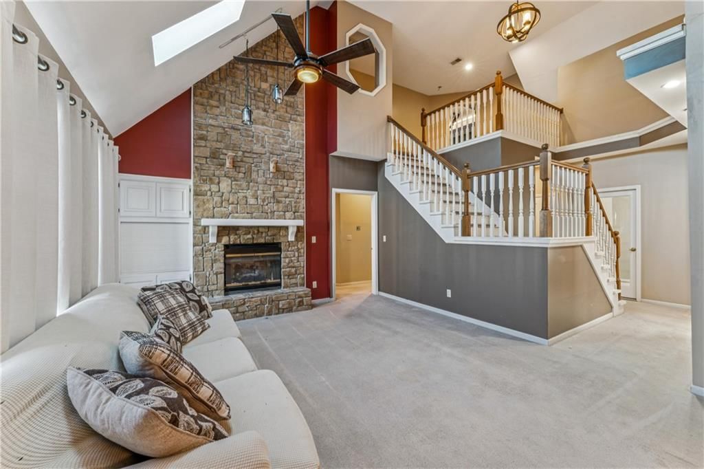 336 SW Raintree Drive — photo 8