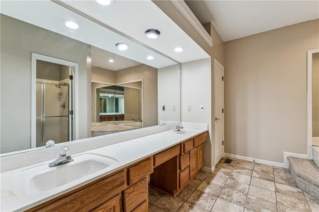 336 SW Raintree Drive — photo 27