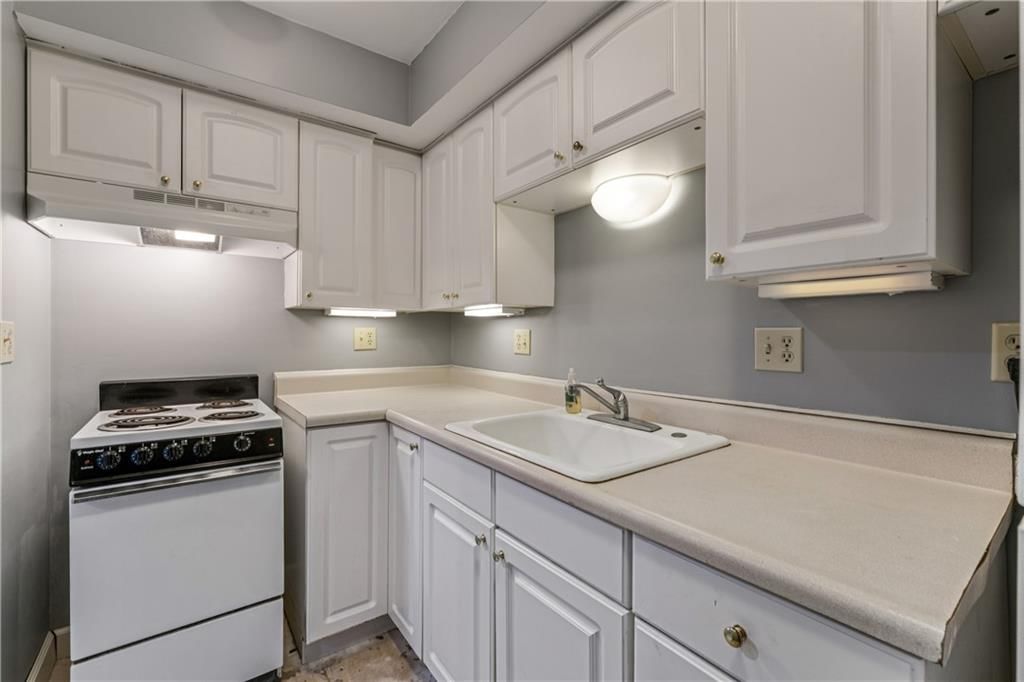 336 SW Raintree Drive — photo 49