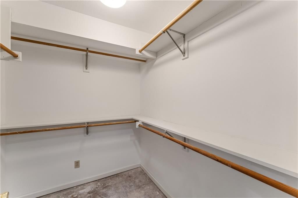 336 SW Raintree Drive — photo 54