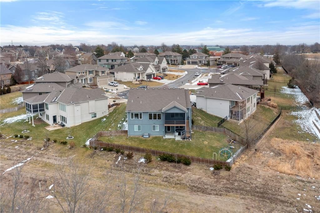 22275 W 98th Terrace — photo 36