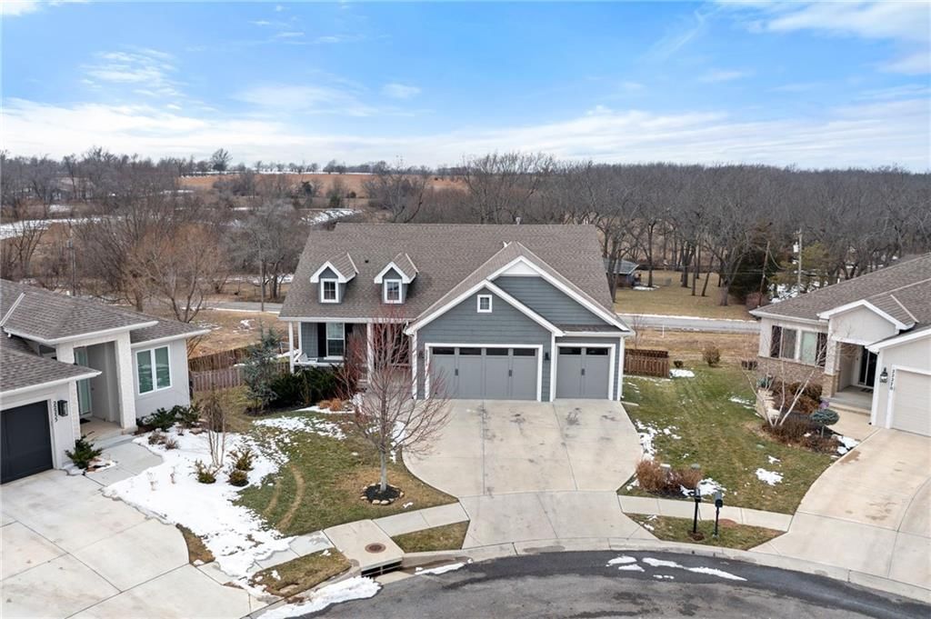 22275 W 98th Terrace — photo 38