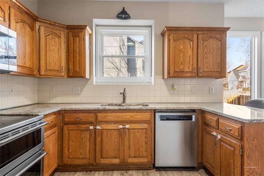 21704 W 49th Street — photo 14