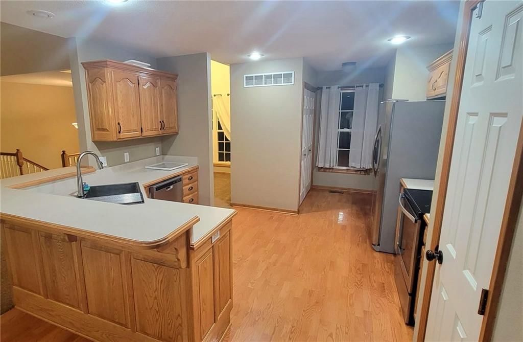 4602 N Heatherwood Drive — photo 5