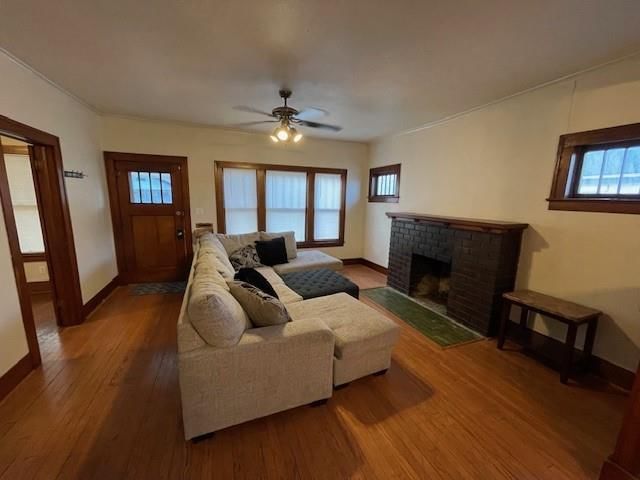 207 E Belleville Street — photo 2
