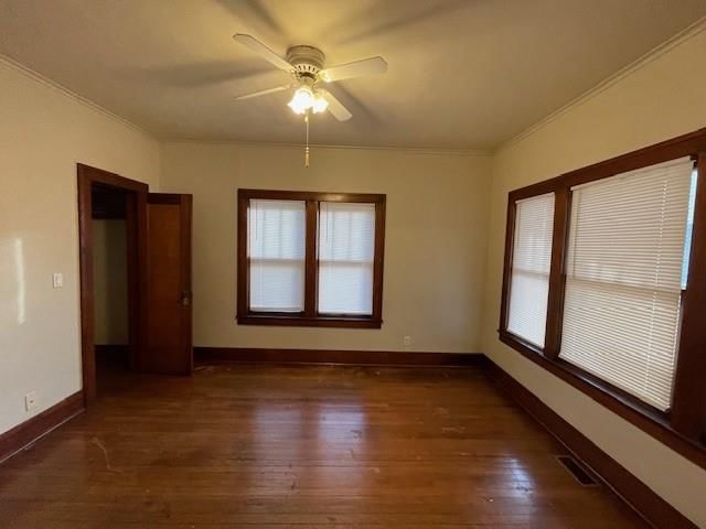 207 E Belleville Street — photo 5