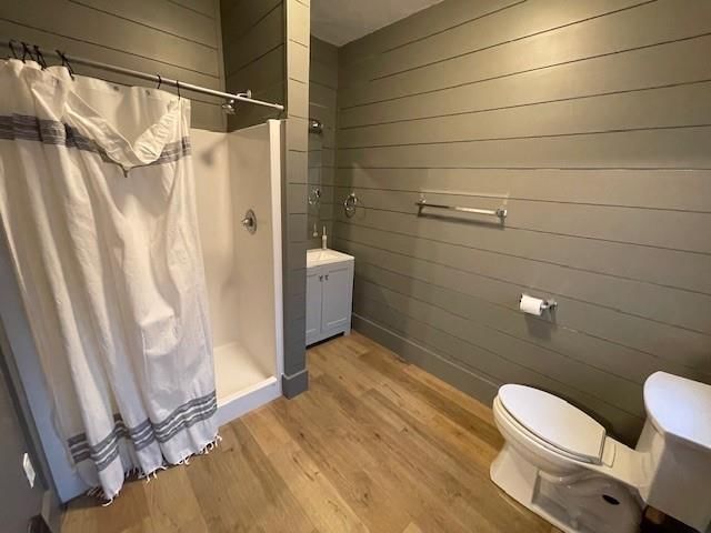 207 E Belleville Street — photo 8