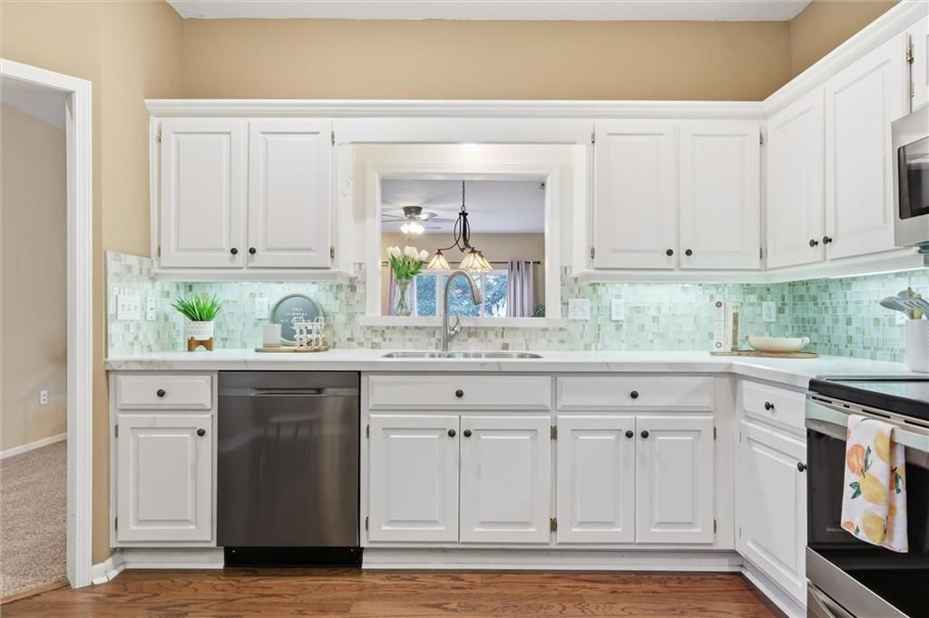 10301 GARNETT Street — photo 17