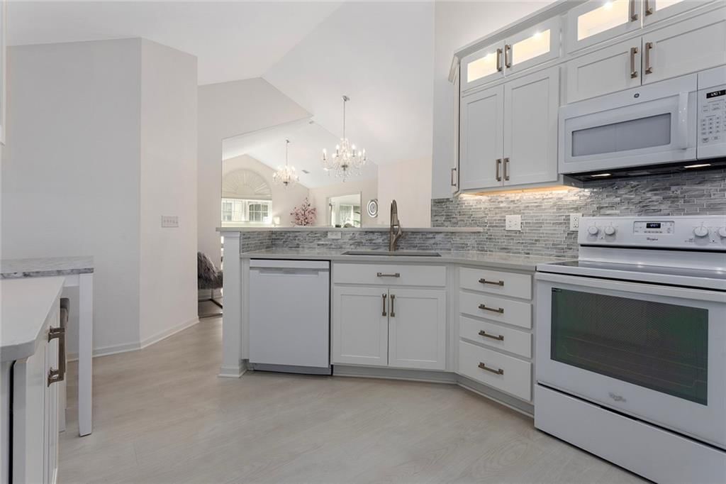 947 NE Devon Drive — photo 20