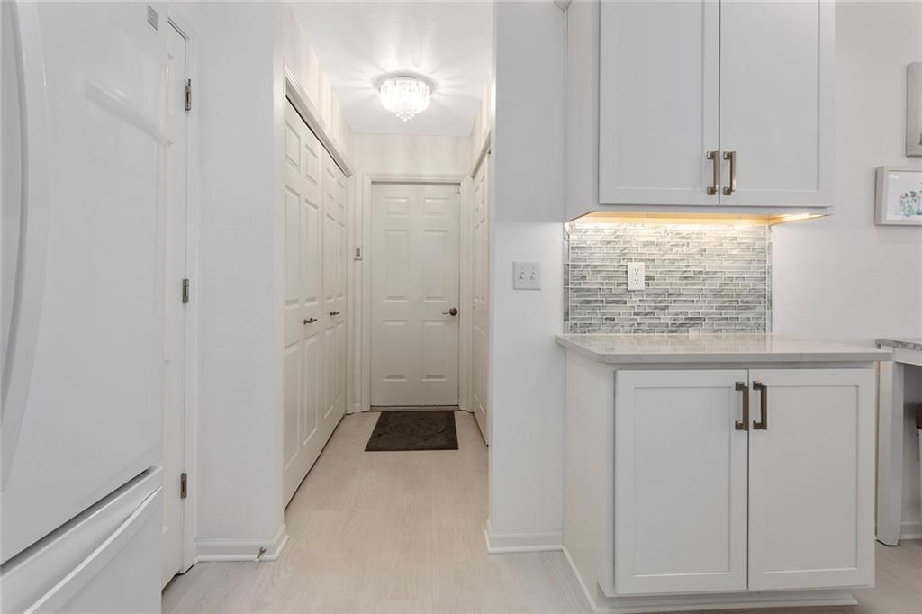 947 NE Devon Drive — photo 22