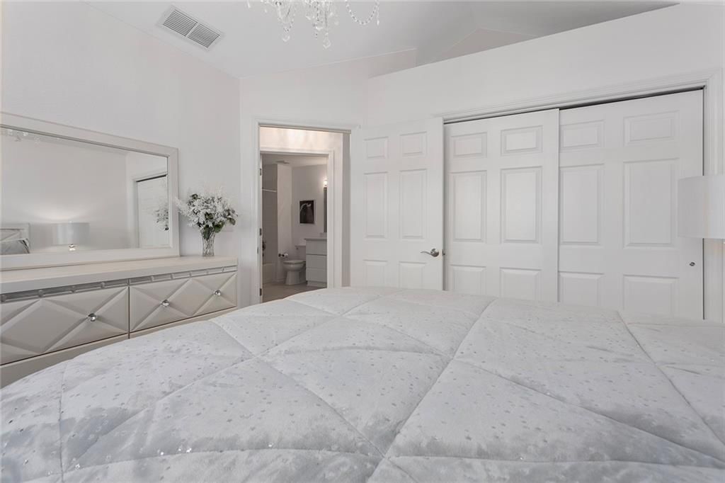 947 NE Devon Drive — photo 32