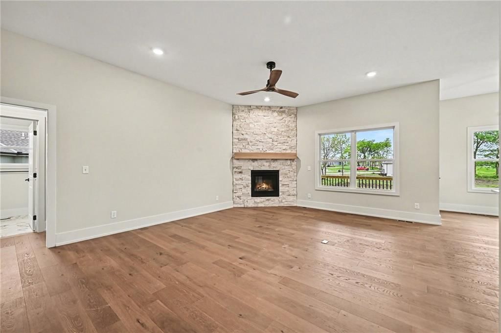 464 Green Drive — photo 7