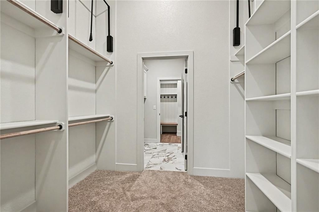 464 Green Drive — photo 16