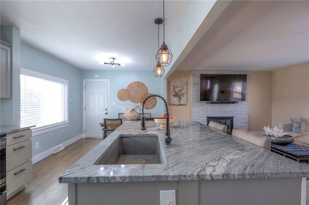 8025 W 93rd Street — photo 12