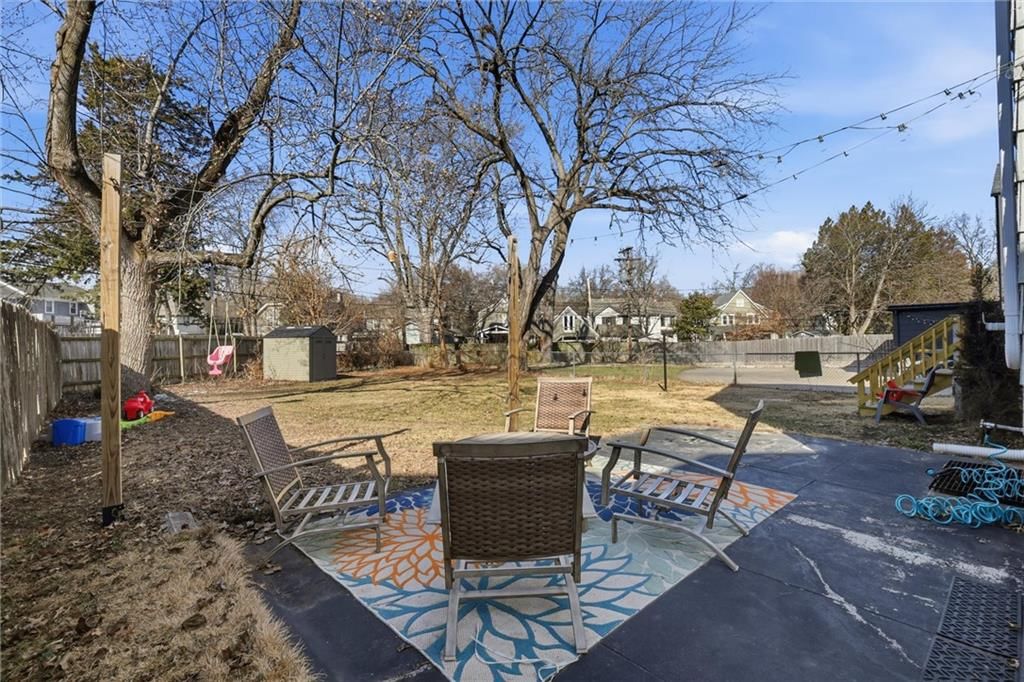 6928 Wornall Road — photo 31