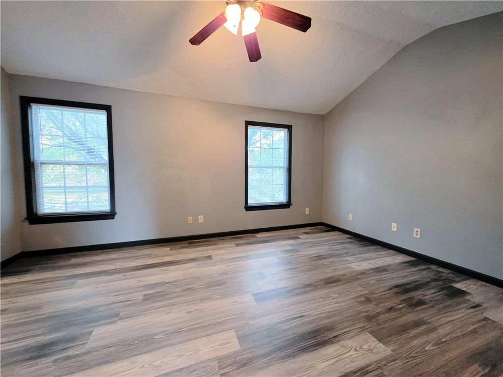 422 S 22nd Street — photo 11