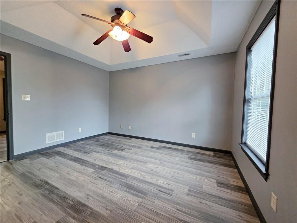 422 S 22nd Street — photo 14