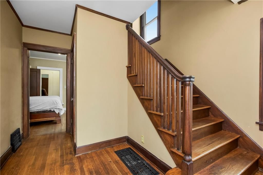 2120 Gentry Street — photo 7