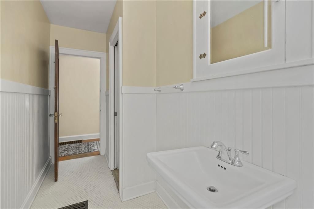 2120 Gentry Street — photo 21