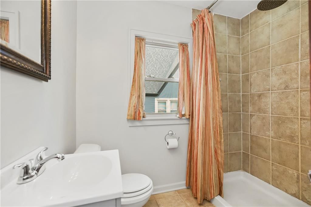 2120 Gentry Street — photo 26