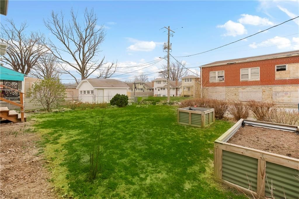 2120 Gentry Street — photo 34