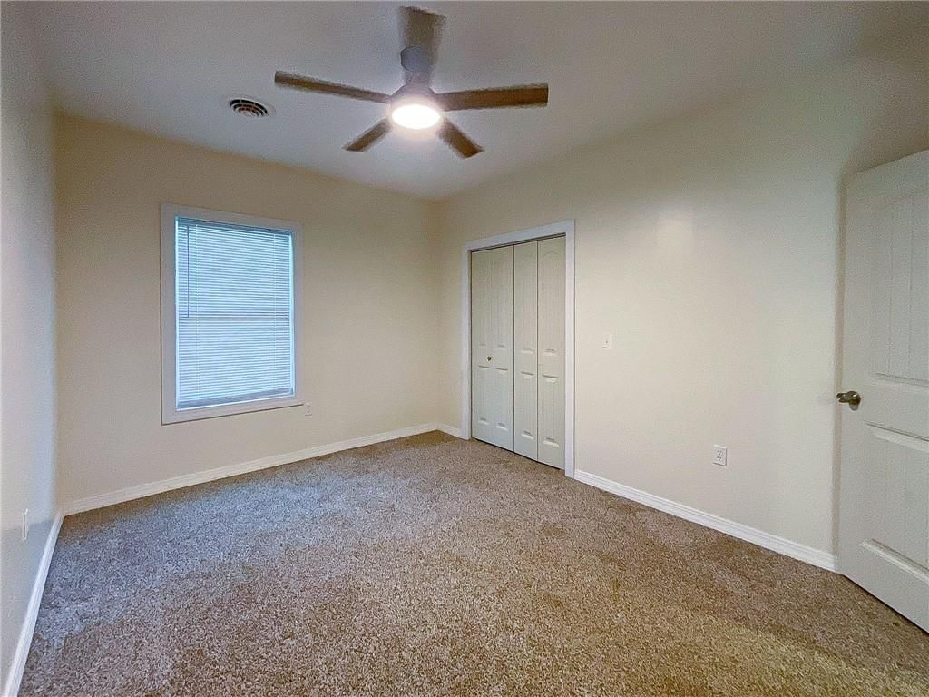 1216 E 4th Street — photo 14