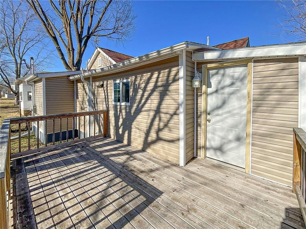 1216 E 4th Street — photo 18