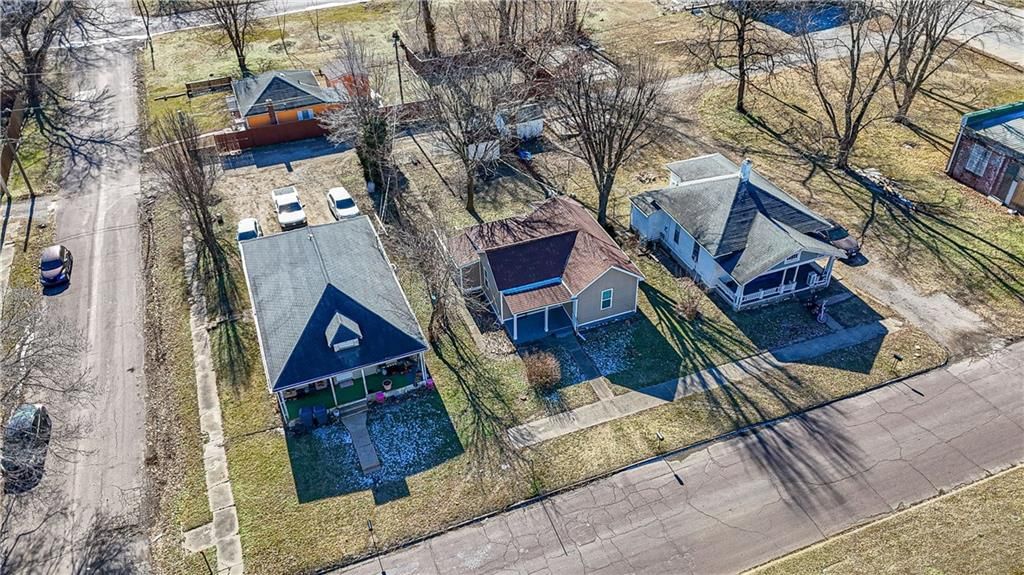 1216 E 4th Street — photo 25
