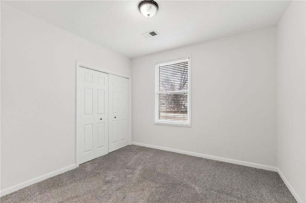 309 W Piankishaw Street — photo 32