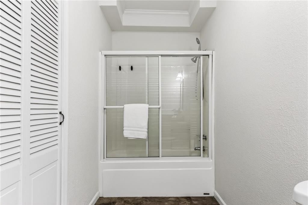 309 W Piankishaw Street — photo 35