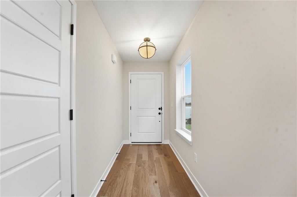1312 SE Windbreak Drive — photo 4