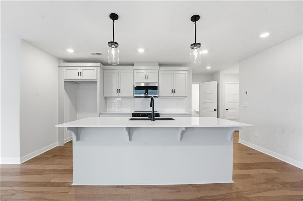 1312 SE Windbreak Drive — photo 11