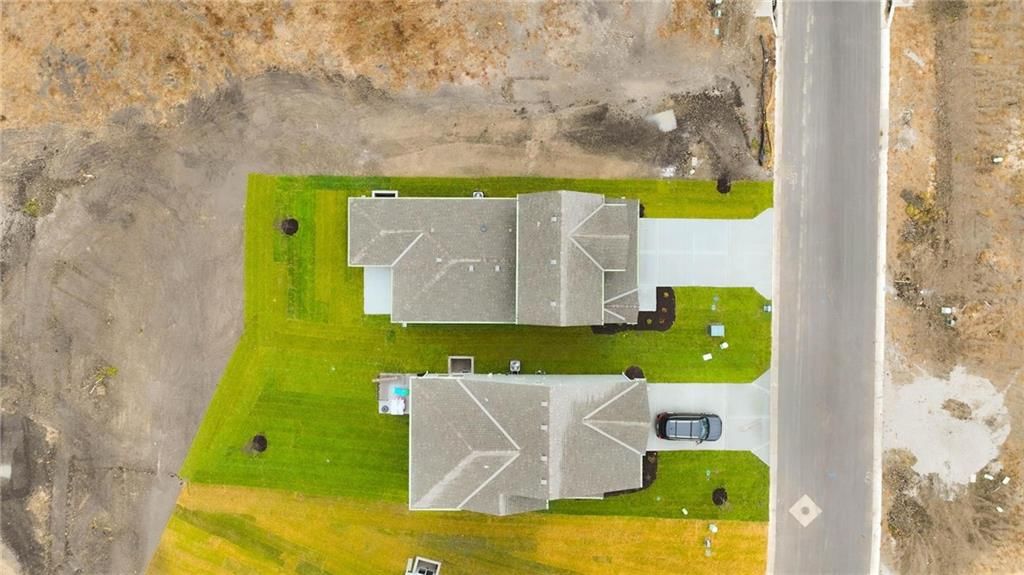 1312 SE Windbreak Drive — photo 31