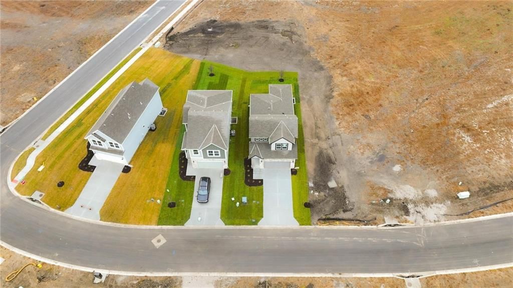 1312 SE Windbreak Drive — photo 32