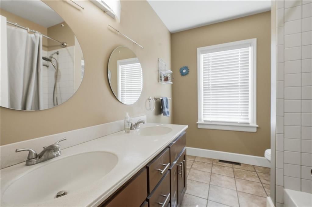801 E Lexington Street — photo 12