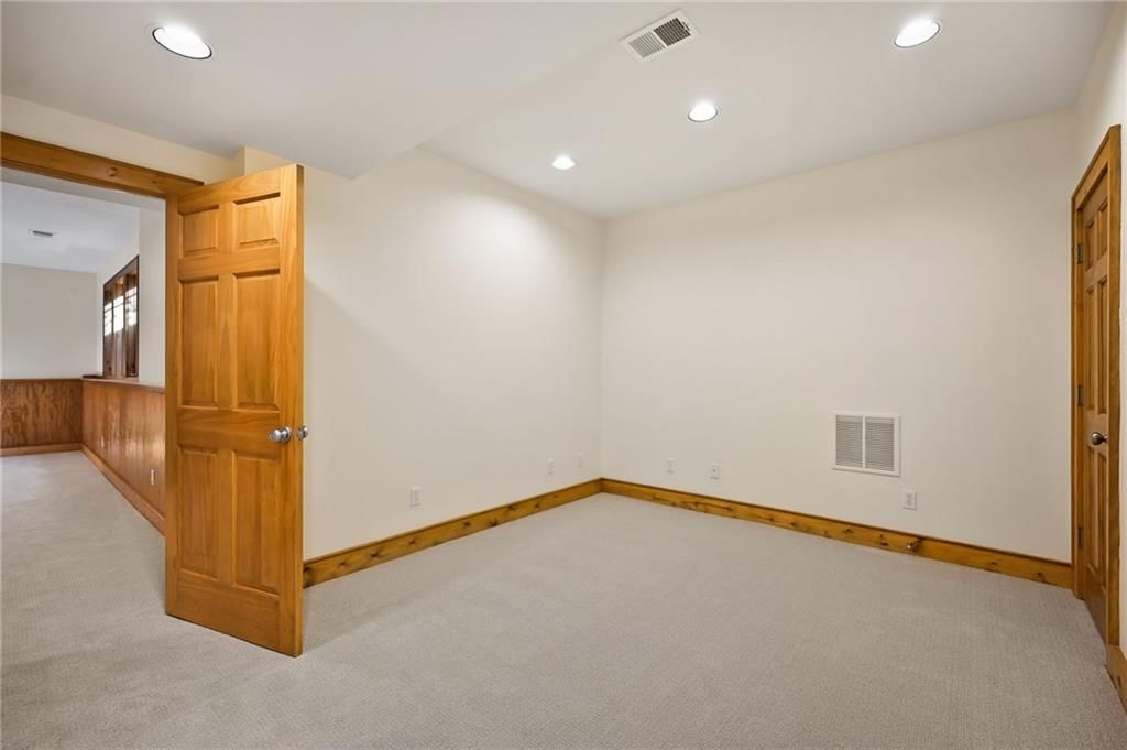 3901 W 125th Terrace — photo 31