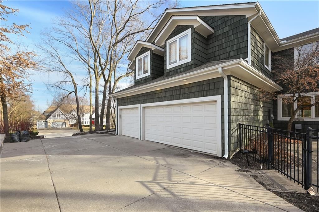 3901 W 125th Terrace — photo 33