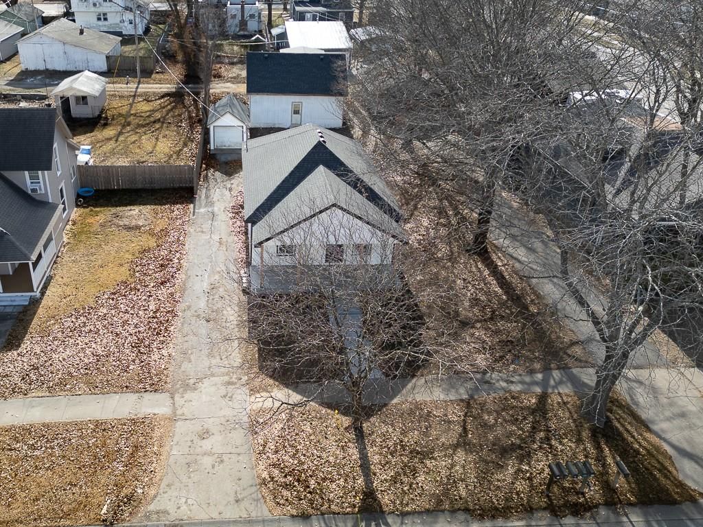 308 E 2nd Street — photo 21