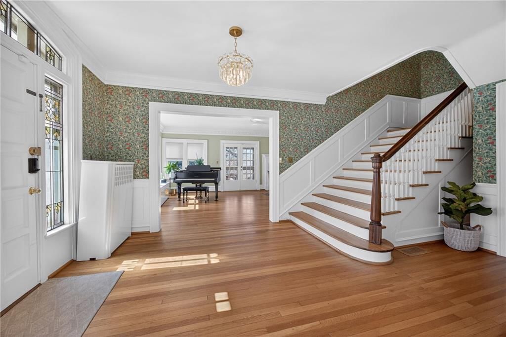 234 W 53rd Terrace — photo 11