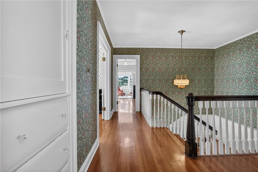 234 W 53rd Terrace — photo 34