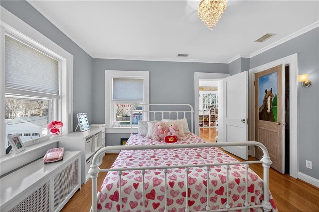 234 W 53rd Terrace — photo 46