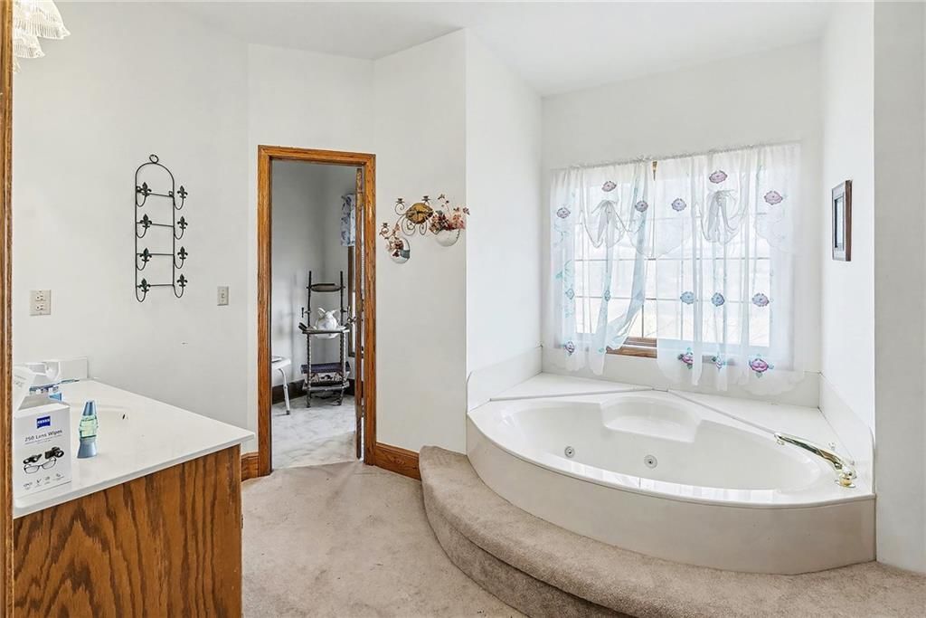 2400 NE 132nd Street — photo 22
