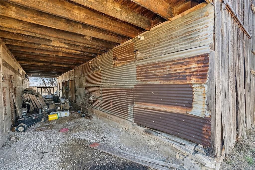 2400 NE 132nd Street — photo 46
