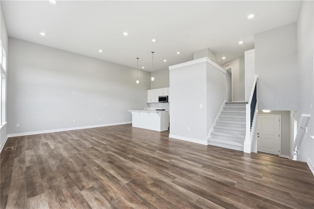 19712 W 195th Place — photo 5