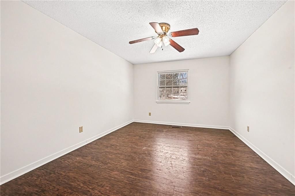2805 Castle Drive — photo 12