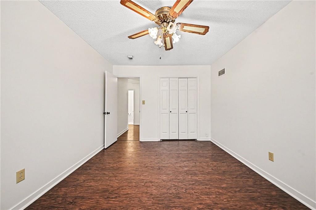 2805 Castle Drive — photo 16