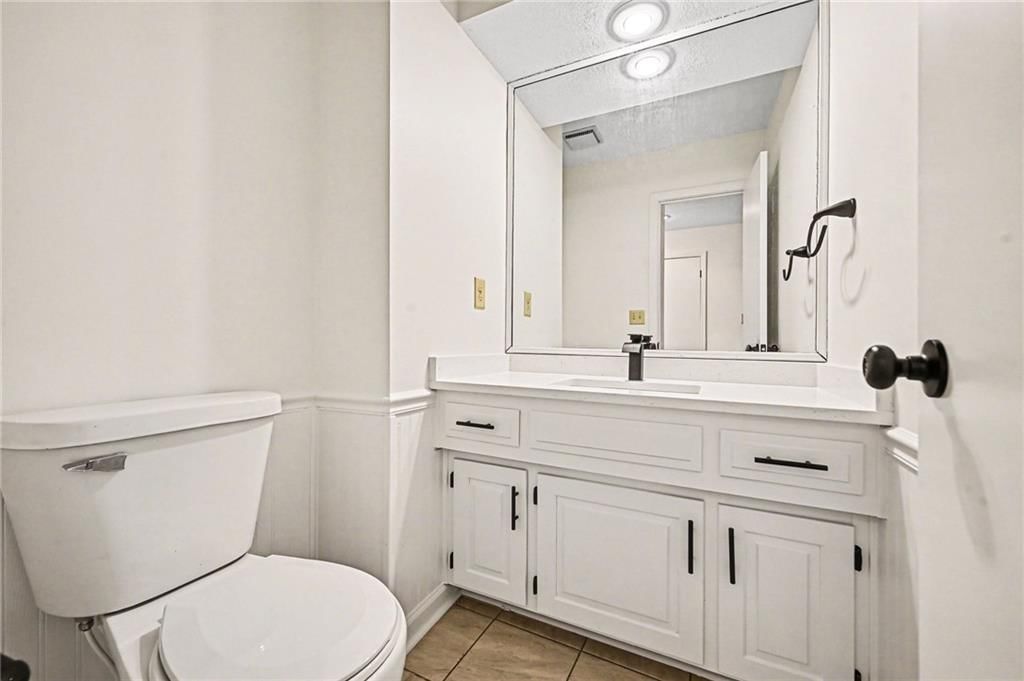 2805 Castle Drive — photo 17