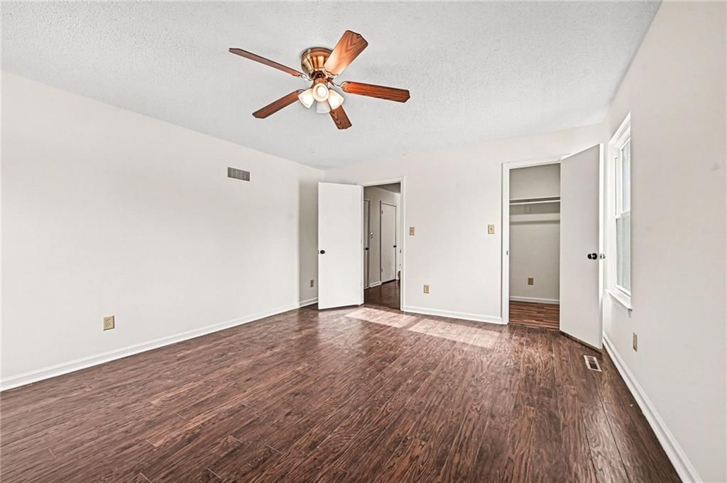2805 Castle Drive — photo 18