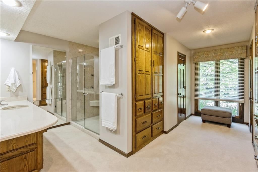 10052 Hemlock Drive — photo 25